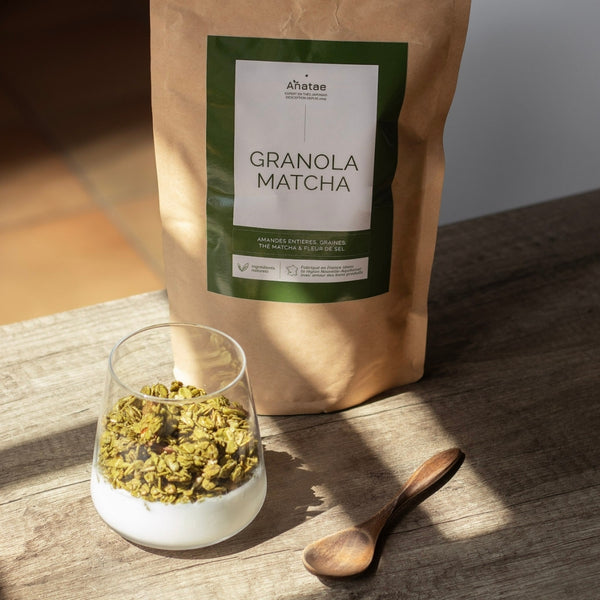 Granola au matcha Anatae - dégusté au quotidien avec yaourt
